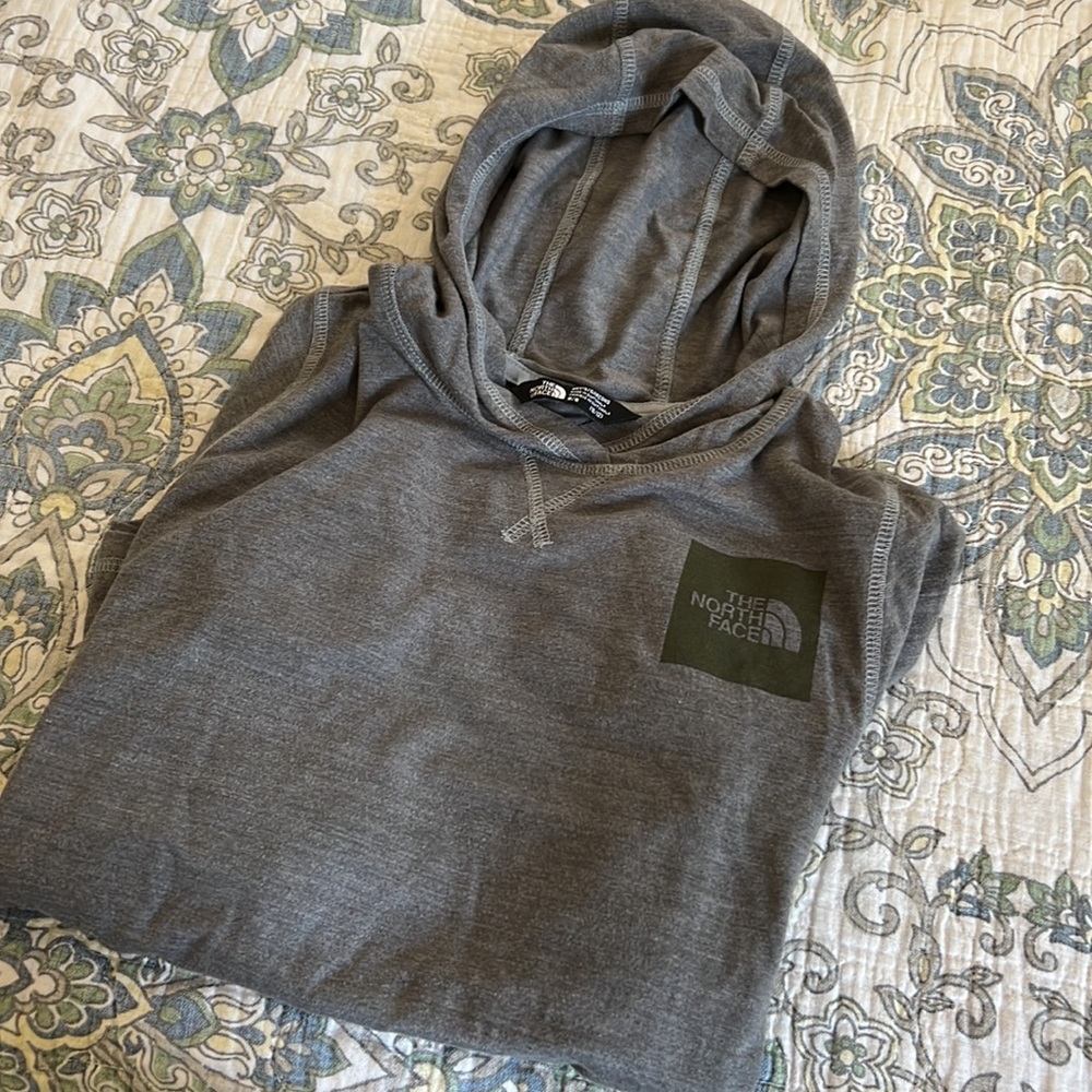 The North Face boys long sleeve hoodie.  Size M (10-12)
